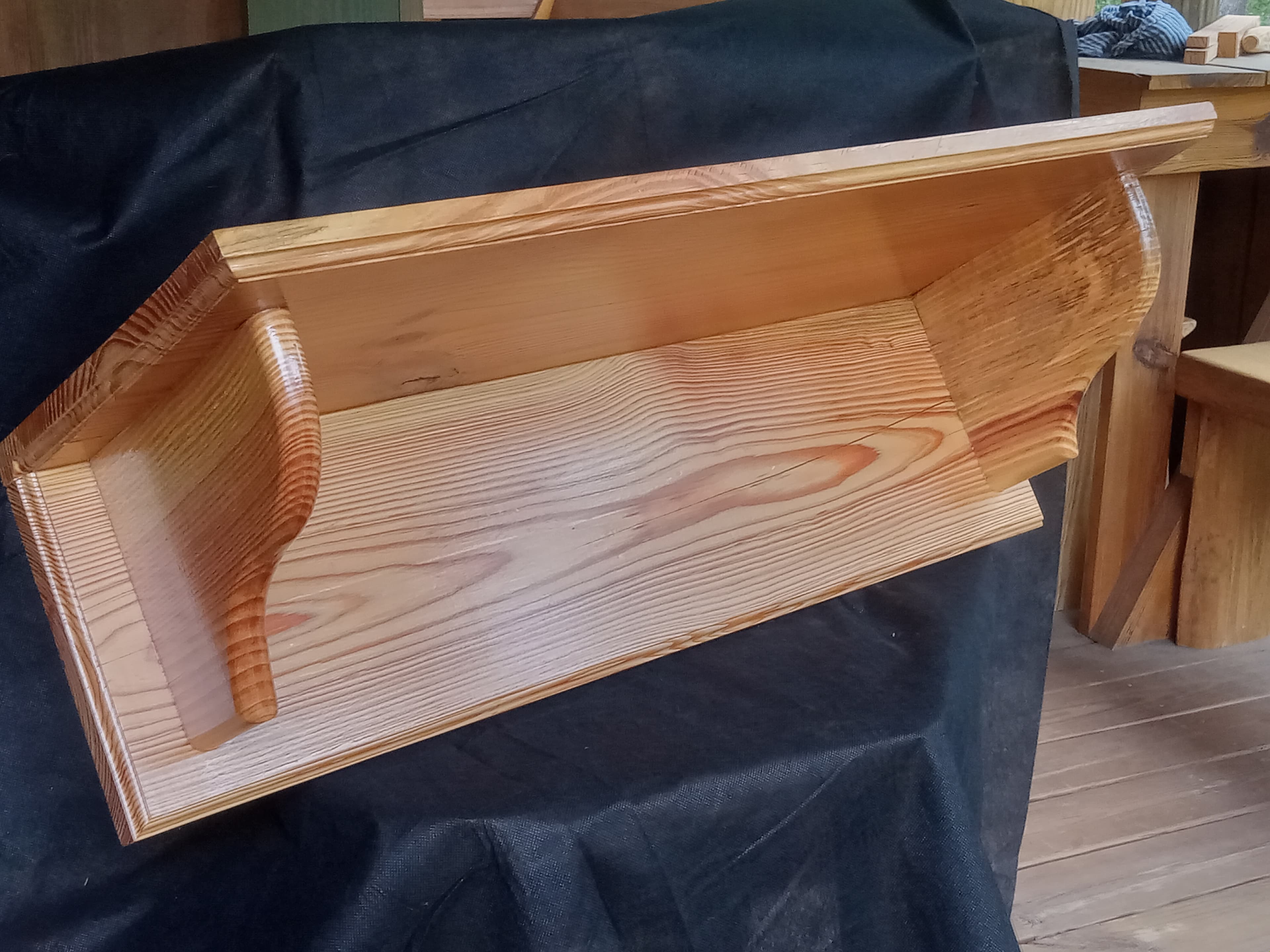 Shelf 09